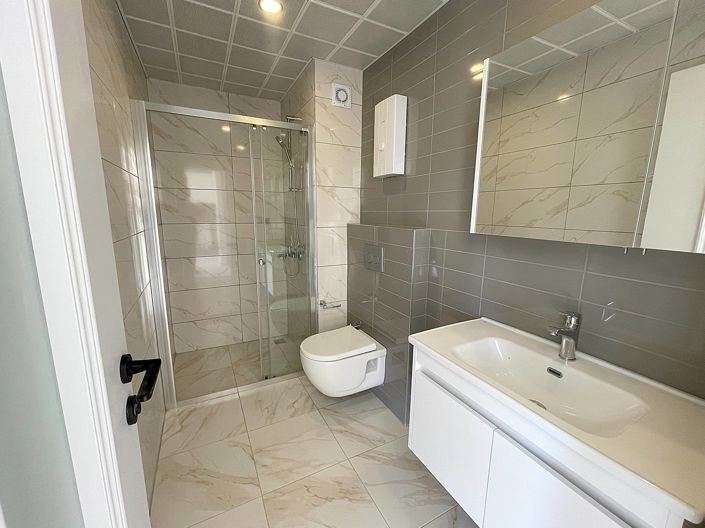 Image No.16-2 Bed Apartment for sale