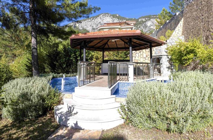 Image No.4-4 Bed Villa for sale