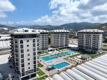 Brand-New Alanya Apartment For Sale - Complex near the beach