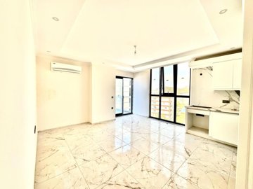 Brand-New Alanya Apartment For Sale - Main living space