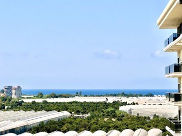 Brand-New Alanya Apartment For Sale - Balcony views