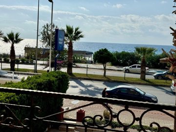 Key-Ready Seafront Apartment in Mahmutlar, Alanya For Sale - Beautiful sea views