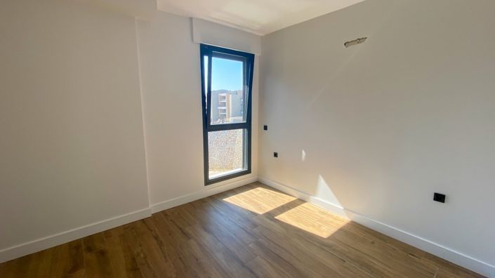 Image No.18-3 Bed Penthouse for sale