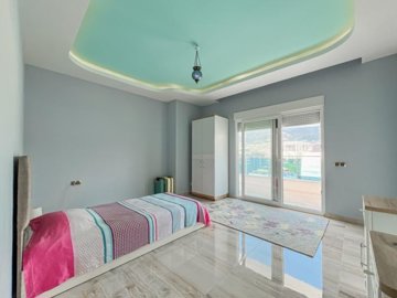 Sea View Penthouse Apartment For Sale in Mahmutlar - First spacious bedroom