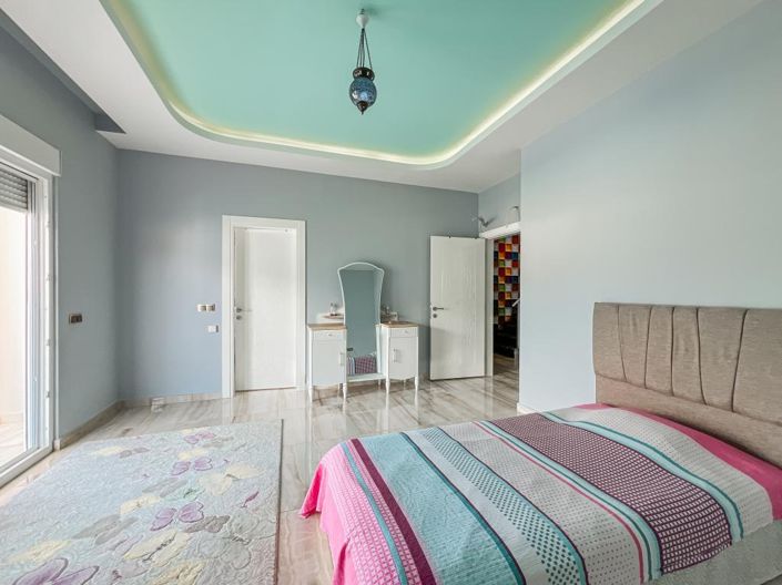 Image No.13-3 Bed Penthouse for sale