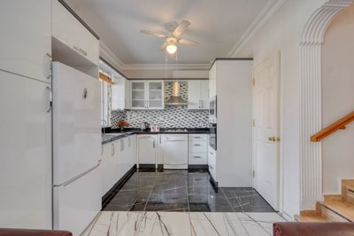 Outstanding Alanya Villa For Sale In Kestel - Immaculate fully fitted kitchen