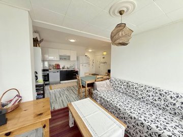 Sea & City View Property For Sale In Bodrum - From the lounge to the kitchen