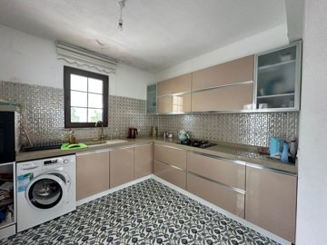 Unique Villa For Sale In Metinler, Dalyan - Stylish kitchen