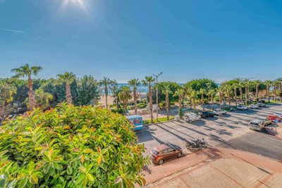 Renovated Alanya Beachfront Apartment For Sale - amazing sea and castle views