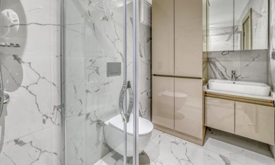 Renovated Alanya Beachfront Apartment For Sale - Ensuite bathroom