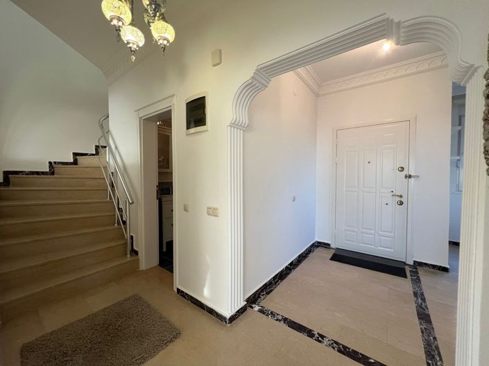 Image No.3-3 Bed Villa for sale