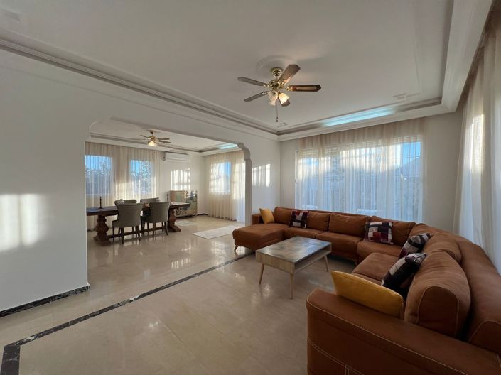 Image No.4-3 Bed Villa for sale