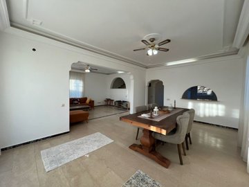 Dream Alanya Property For Sale In Konakli - Dining area to the lounge