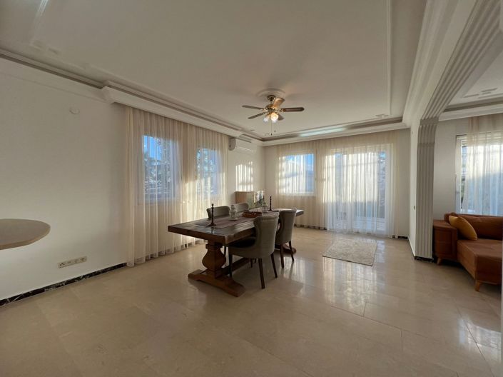 Image No.6-3 Bed Villa for sale