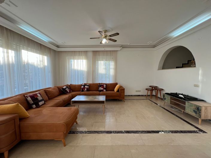 Image No.8-3 Bed Villa for sale