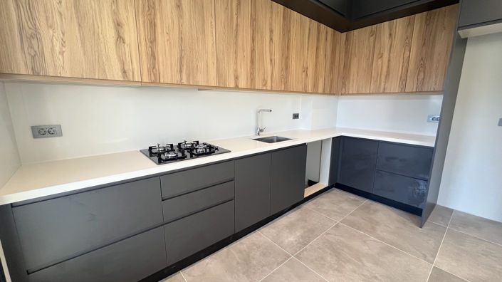 Image No.8-3 Bed Apartment for sale