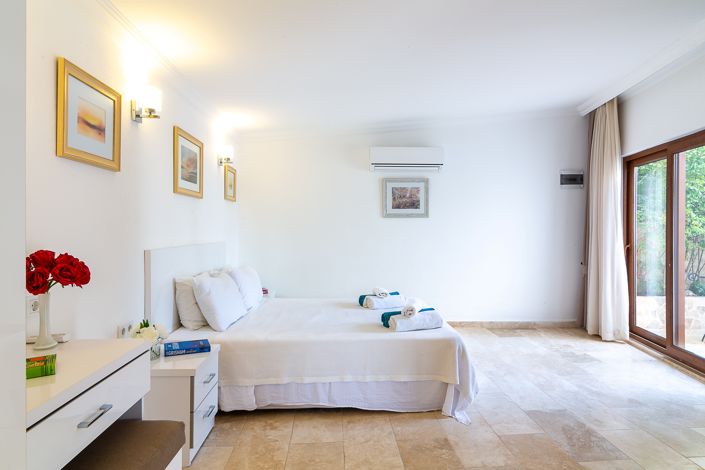 Image No.16-4 Bed Villa for sale