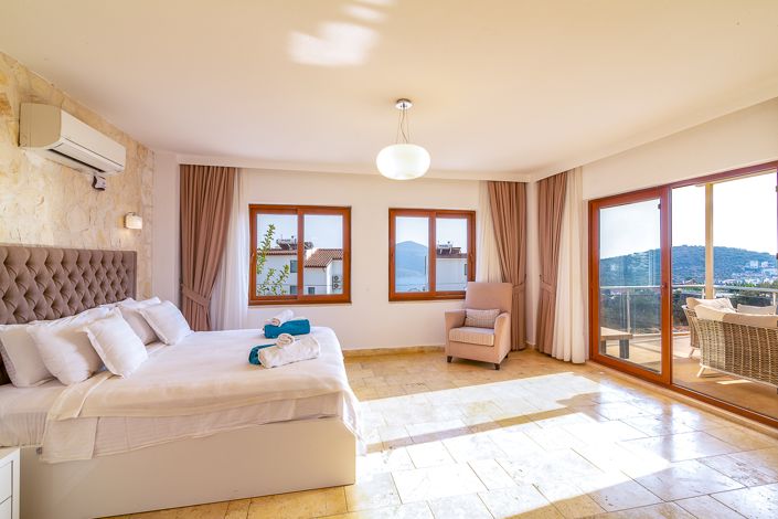 Image No.20-4 Bed Villa for sale