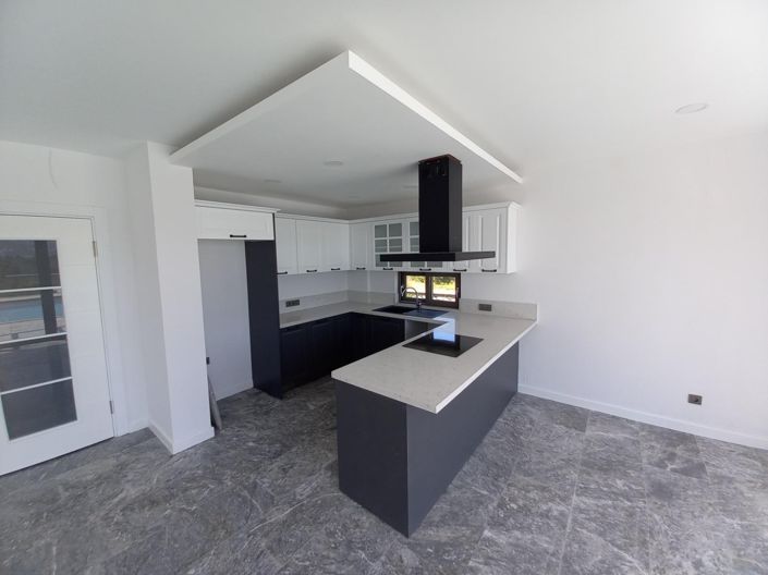 Image No.11-3 Bed Villa for sale