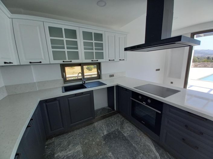 Image No.13-3 Bed Villa for sale