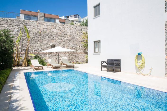 Image No.4-4 Bed Villa for sale