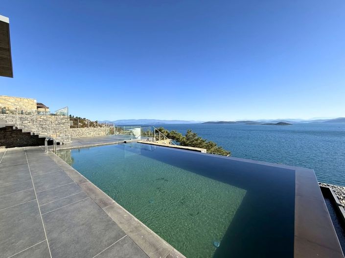 Image No.5-7 Bed Villa for sale