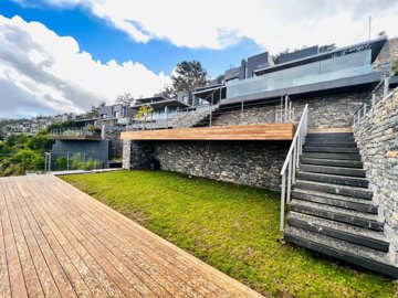 Sensational Seafront Villa In Bodrum For Sale - Lower landscaped garden