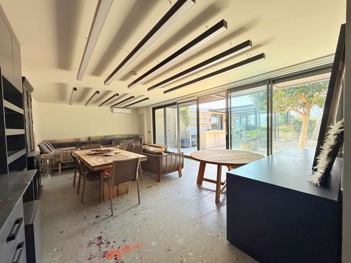 Image No.20-5 Bed Villa for sale