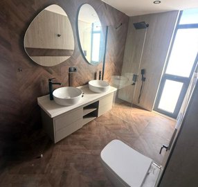 Upscale Villa For Sale In Belek, Antalya - Main family bathroom