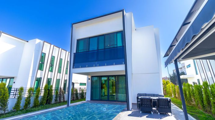 Image No.3-3 Bed Villa for sale