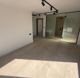 Upscale Villa For Sale In Belek, Antalya - Double bedroom with ensuite bathroom