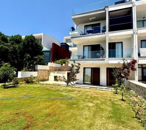 Sea View Kalkan Property For Sale - Two-storey apartment with garden