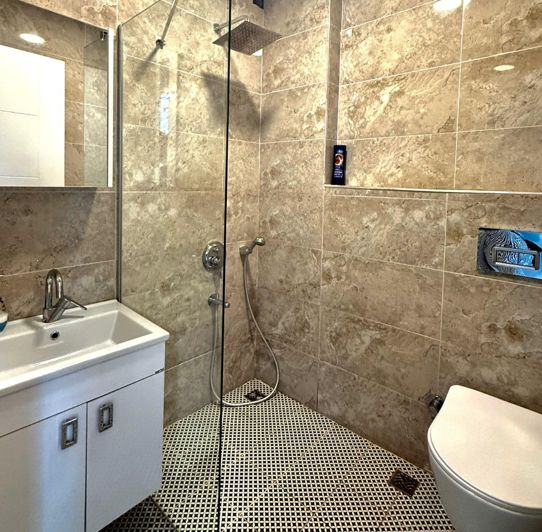 Image No.15-4 Bed Apartment for sale