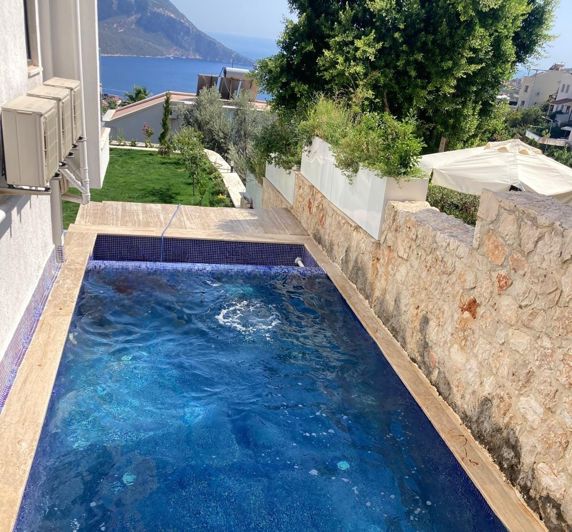 Image No.2-4 Bed Apartment for sale