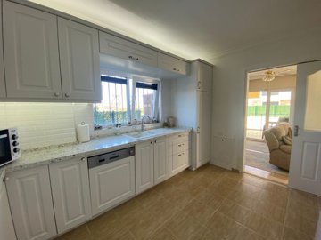 Impressive Semi-Detached Villa For Sale In Didim – Kitchen to the lounge