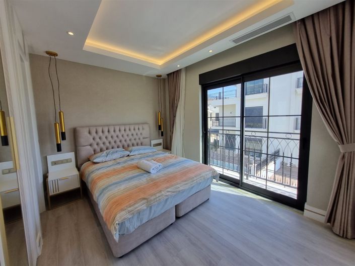 Image No.14-6 Bed Villa for sale