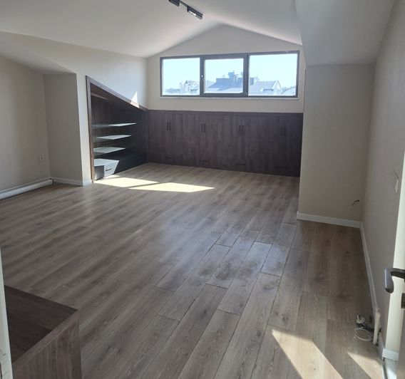 Image No.10-4 Bed Villa for sale