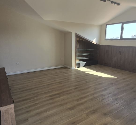 Image No.11-4 Bed Villa for sale