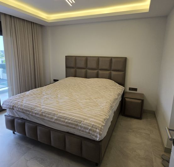 Image No.12-6 Bed Villa for sale