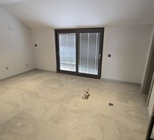 Image No.16-6 Bed Villa for sale