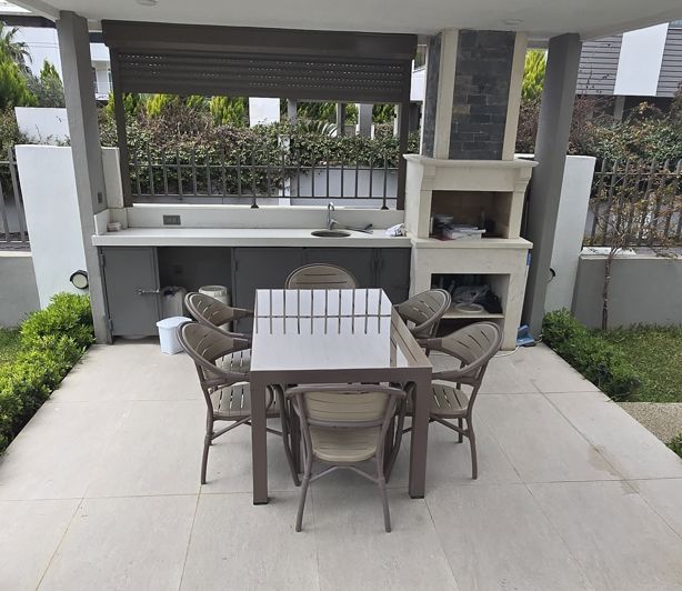 Image No.19-6 Bed Villa for sale