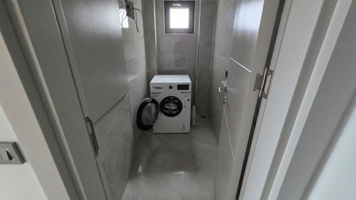 Image No.10-4 Bed Villa for sale