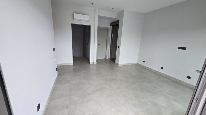 Image No.22-4 Bed Villa for sale