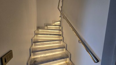 Luxury Villa With A Private Pool & Garden For Sale in Belek - Lit staircase