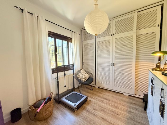 Image No.24-3 Bed Villa for sale