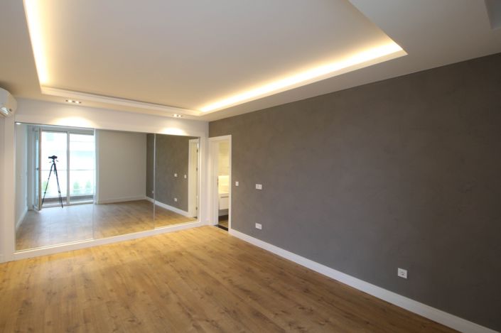 Image No.20-3 Bed Apartment for sale