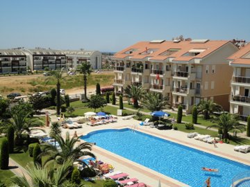 Spacious Apartment in Side For Sale - complex view