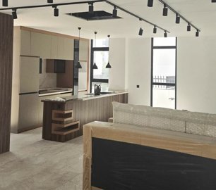 Modern Villa For Sale In Belek, Antalya - Open-plan lounge and American kitchen