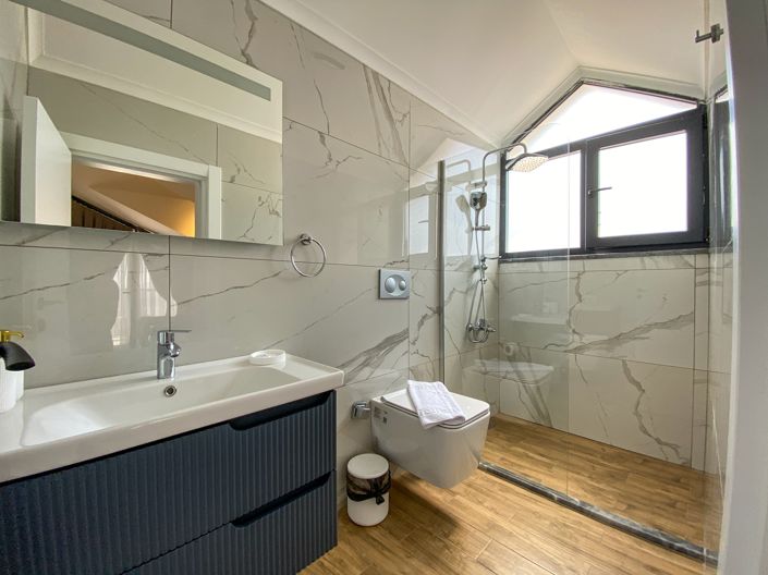 Image No.17-4 Bed Villa for sale