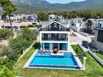 Sea View Luxury Property For Sale In Fethiye - Entire property and exterior space